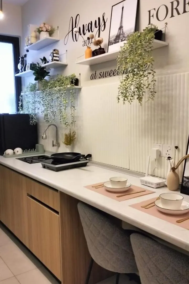 Urban Suites 3 Rooms, Cat Theme & Romantic Jelutong Apartment